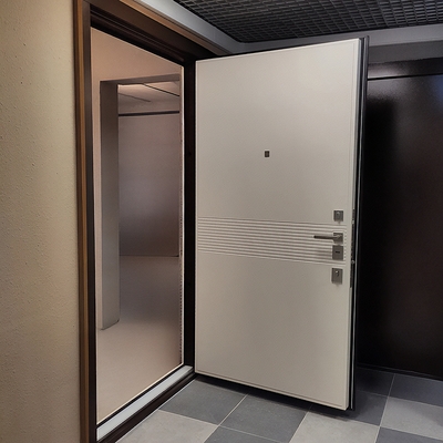 Панель из МДФ на внутренней стороне Панель из МДФ на внутренней стороне